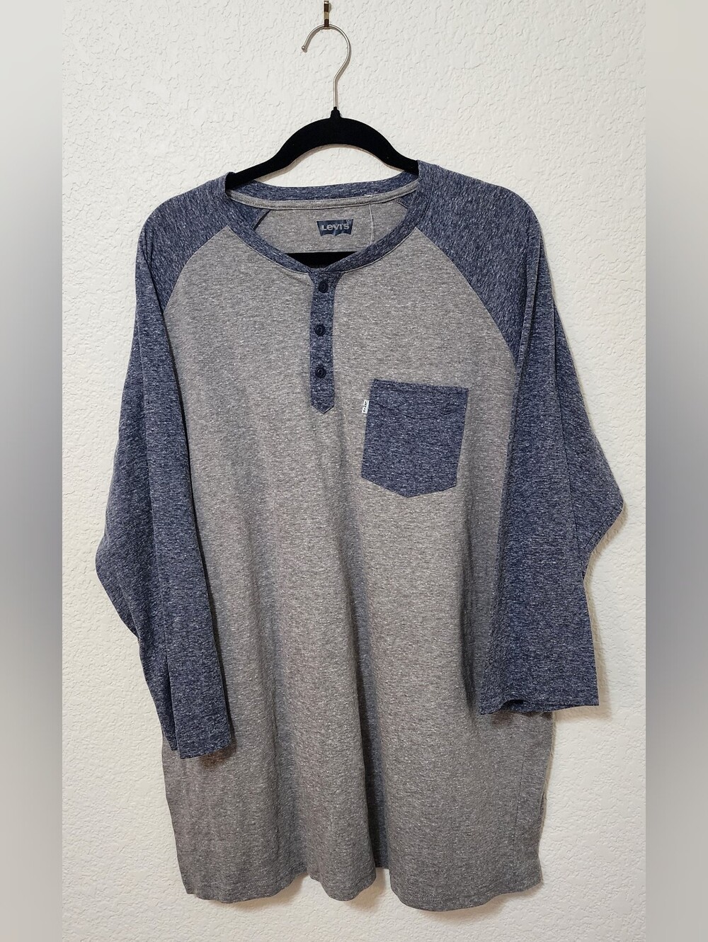 NWT Levi’s 2XL Henley Shirt Mens Gray Navy Raglan Baseball Tee Big & Tall